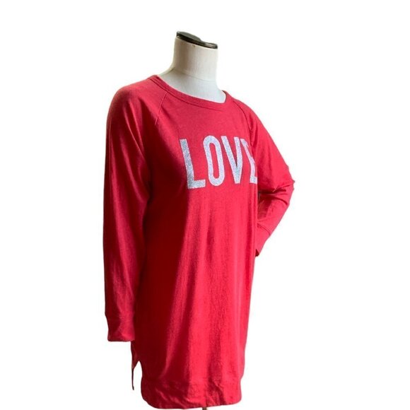 Victoria's Secret M Long Sleeve Sleep Shirt/Tunic/Tee/PJ Red "Love" Graphic 52T - Picture 3 of 10